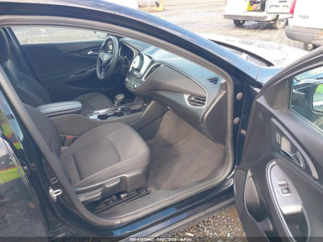 1G1ZD5ST3PF132329 Chevrolet Malibu Fwd 1lt