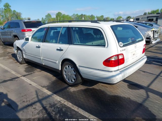 1999 MERCEDES-BENZ E 320 WDBJH65F3XA727570 Photo 2