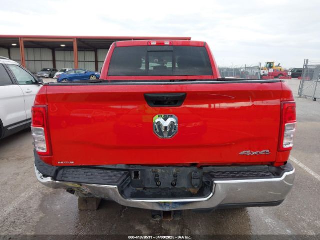 3C6UR5CJ8MG676276 RAM 2500 Tradesman  4x4 6'4 Box