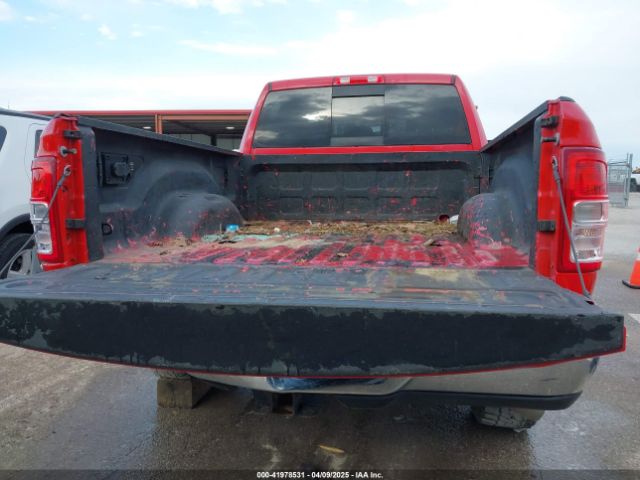 3C6UR5CJ8MG676276 RAM 2500 Tradesman  4x4 6'4 Box