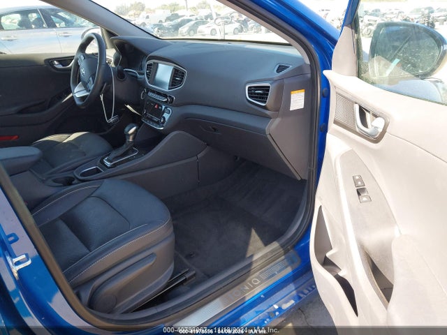 Hyundai 2018 2018 KMHC05LC2JU073831 Image 5