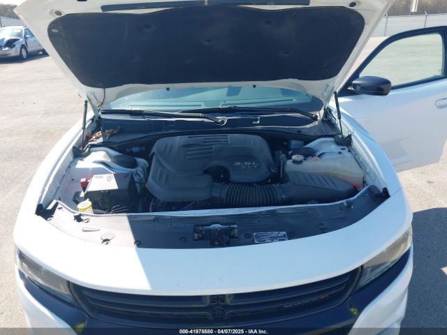 2C3CDXBGXPH533889 Dodge Charger Sxt