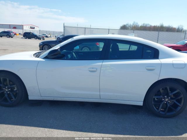 2C3CDXBGXPH533889 Dodge Charger Sxt