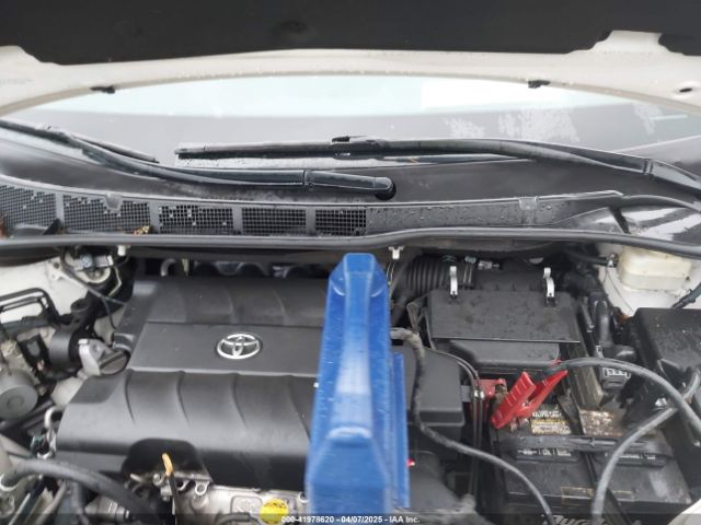 5TDDK3DC3GS142030 Toyota Sienna Limited Premium 7 Passenger