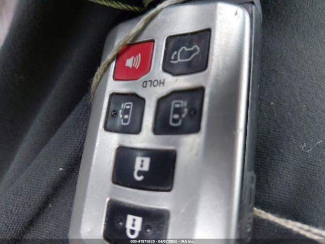 5TDDK3DC3GS142030 Toyota Sienna Limited Premium 7 Passenger