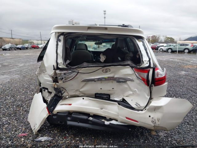 5TDDK3DC3GS142030 Toyota Sienna Limited Premium 7 Passenger