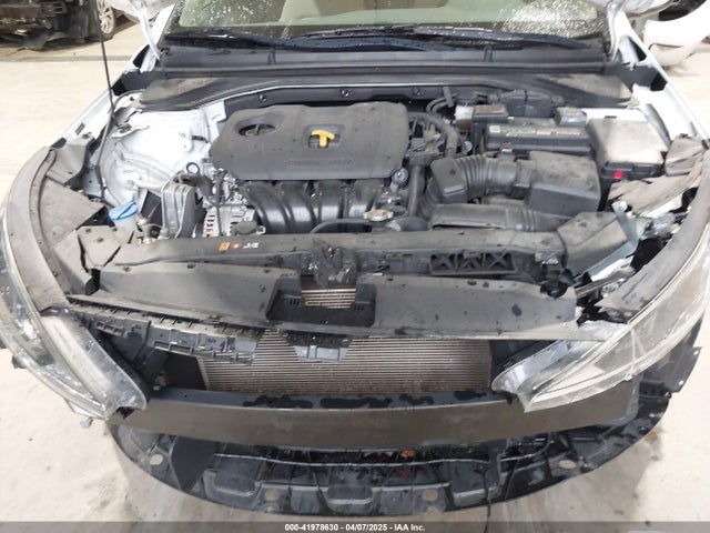 5NPD84LF9LH538575 Hyundai ELANTRA SEL