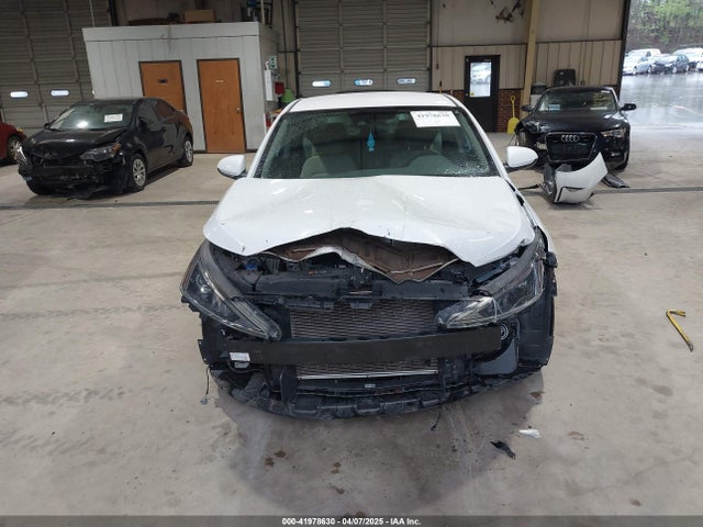 5NPD84LF9LH538575 Hyundai ELANTRA SEL
