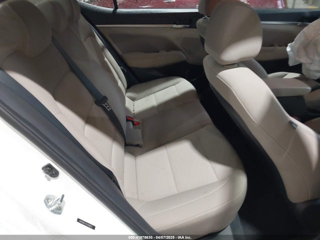 5NPD84LF9LH538575 Hyundai ELANTRA SEL