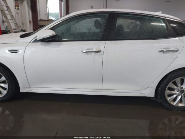 5XXGT4L31JG238006 KIA Optima S