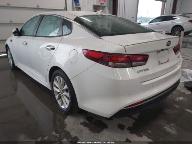 5XXGT4L31JG238006 KIA Optima S