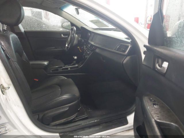 5XXGT4L31JG238006 KIA Optima S