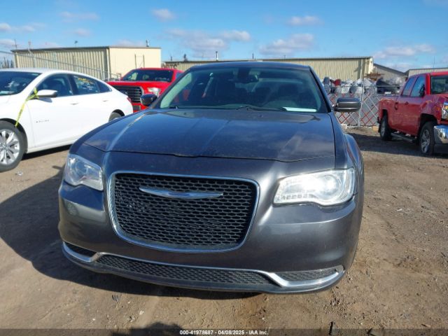 2C3CCAAG2GH295456 Chrysler 300 Limited