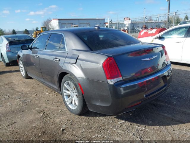 2C3CCAAG2GH295456 Chrysler 300 Limited