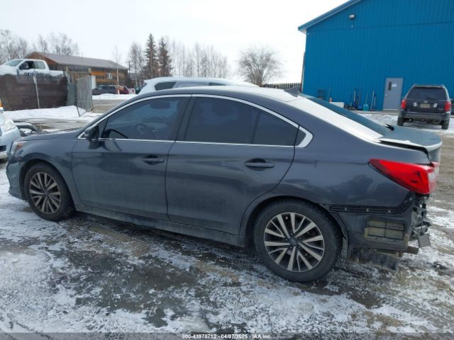 4S3BNAF67J3043939 Subaru Legacy 2.5i Premium