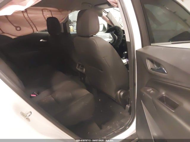 2GNAXSEV6J6257504 Chevrolet EQUINOX LT