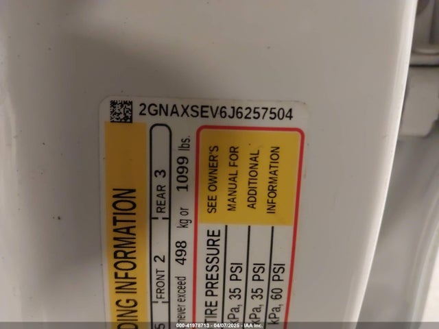 2GNAXSEV6J6257504 Chevrolet EQUINOX LT
