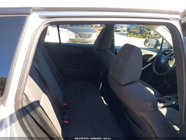 7MUBAABG7PV045648 Toyota Corolla Cross Le