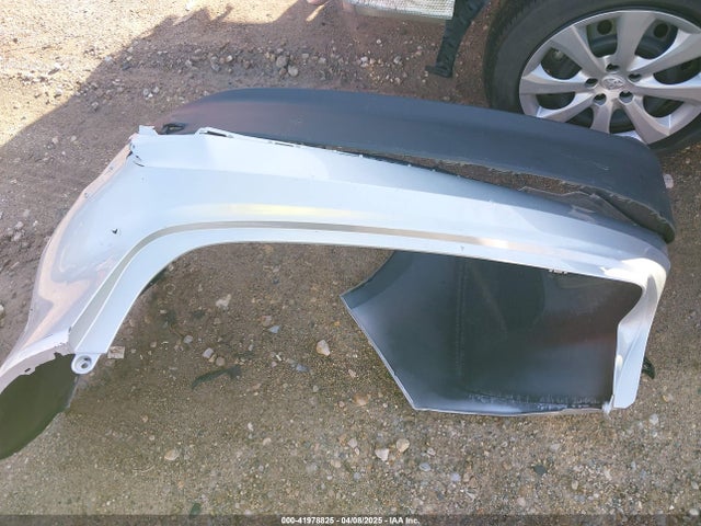 5YFB4MDE9RP180589 Toyota COROLLA LE