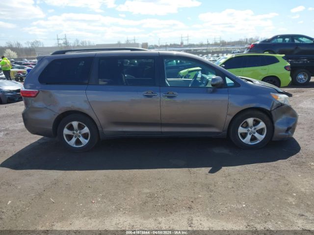 5TDKK3DC6FS649056 Toyota Sienna Le 8 Passenger
