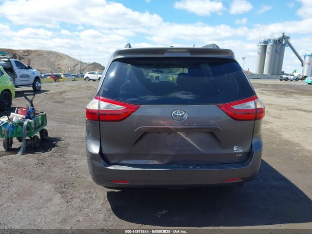 5TDKK3DC6FS649056 Toyota Sienna Le 8 Passenger
