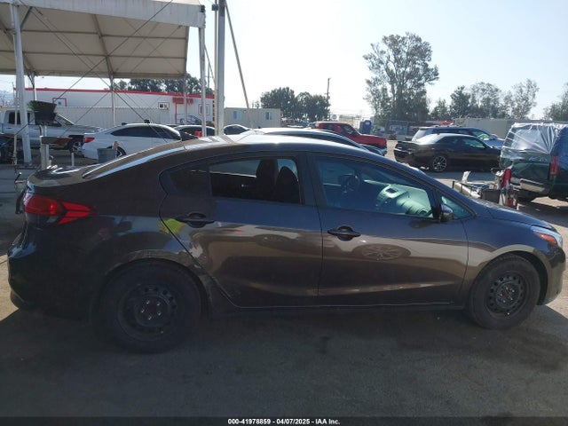 3KPFK4A72HE118996 KIA FORTE LX