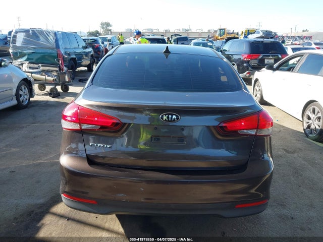 3KPFK4A72HE118996 KIA FORTE LX