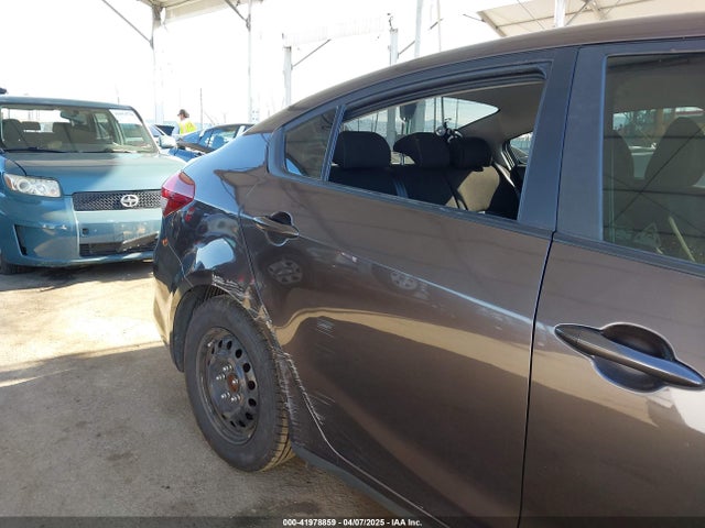 3KPFK4A72HE118996 KIA FORTE LX