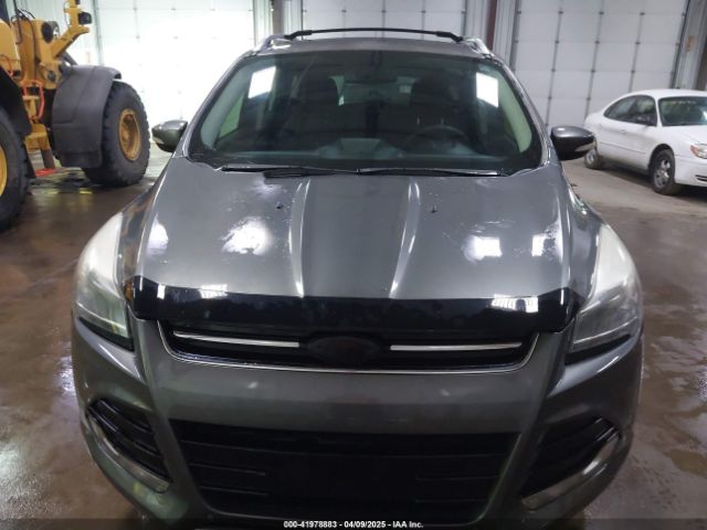 1FMCU9J95EUB93504 Ford Escape Titanium