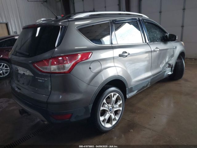 1FMCU9J95EUB93504 Ford Escape Titanium