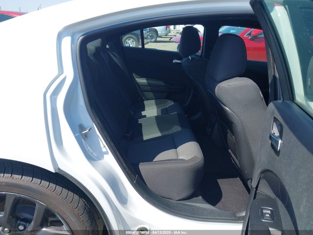 2C3CDXBG2KH505108 Dodge Charger Sxt Rwd