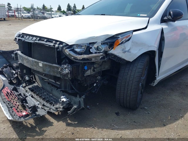 3KPF34AD8ME350662 KIA Forte Gt-line