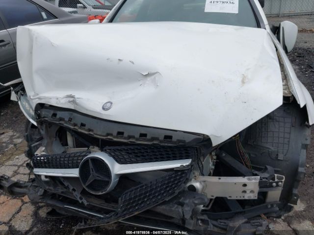 WDDWJ4JB6HF401498 Mercedes-Benz C 300