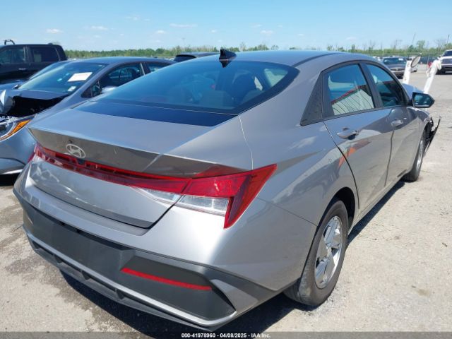 KMHLL4DGXRU851422 Hyundai ELANTRA SE