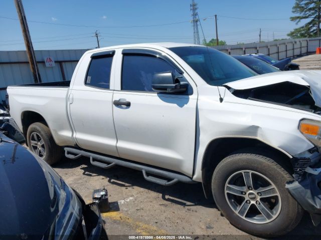 5TFRM5F16FX087816 Toyota Tundra Sr 4.6l V8