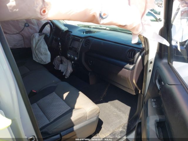 5TFRM5F16FX087816 Toyota Tundra Sr 4.6l V8