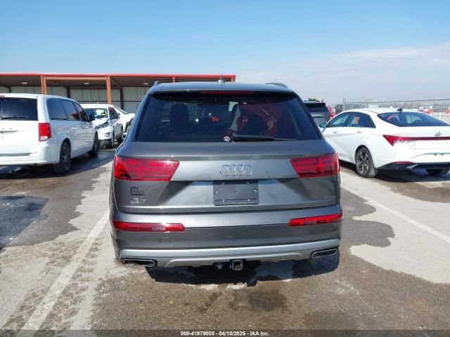 WA1LHAF73KD034634 Audi Q7 45 Premium
