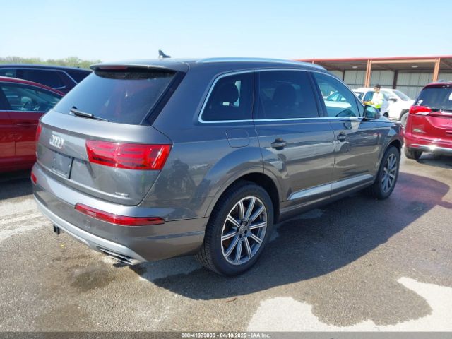 WA1LHAF73KD034634 Audi Q7 45 Premium