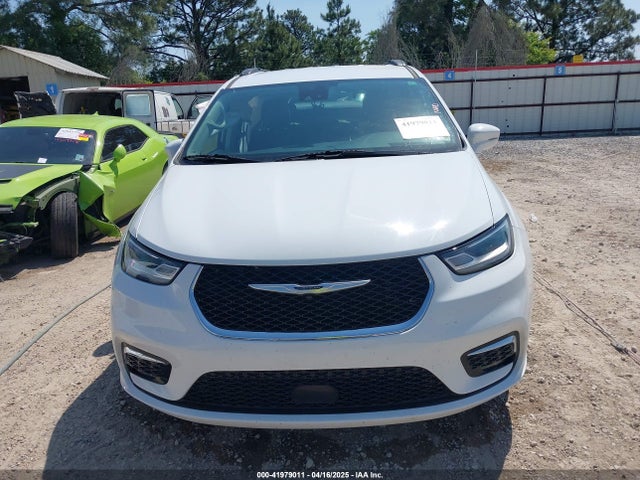 Chrysler Pacifica Touring L 2022 2C4RC1BG4NR191644 Image 12
