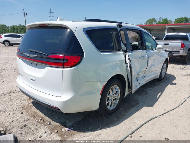 Chrysler Pacifica Touring L 2022 2C4RC1BG4NR191644 Image 4
