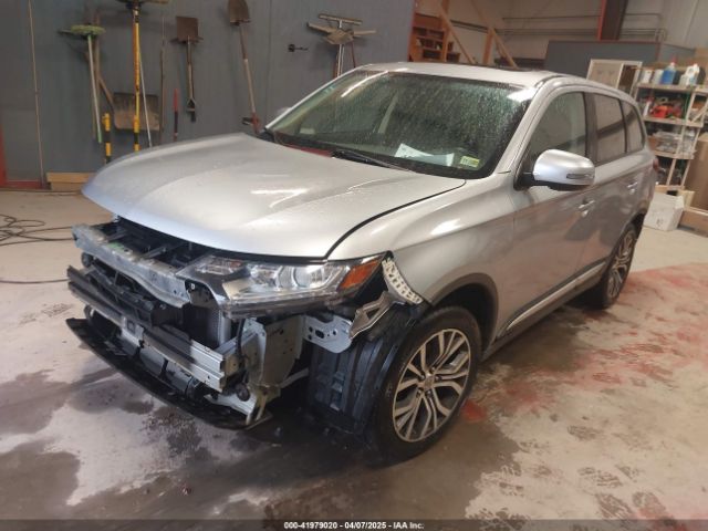 JA4AZ3A37HZ049251 Mitsubishi Outlander Se