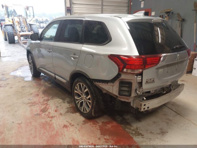 JA4AZ3A37HZ049251 Mitsubishi Outlander Se