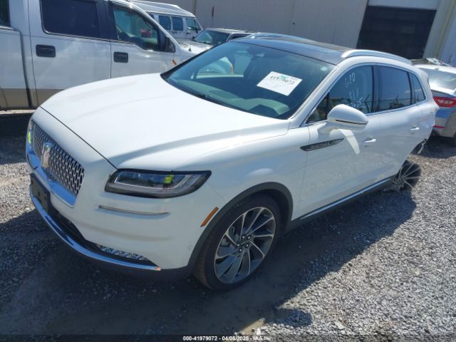 2LMPJ8KP9MBL15209 Lincoln Nautilus Reserve