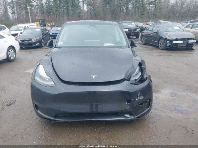 7SAYGDED3RF044013 Tesla Model Y
