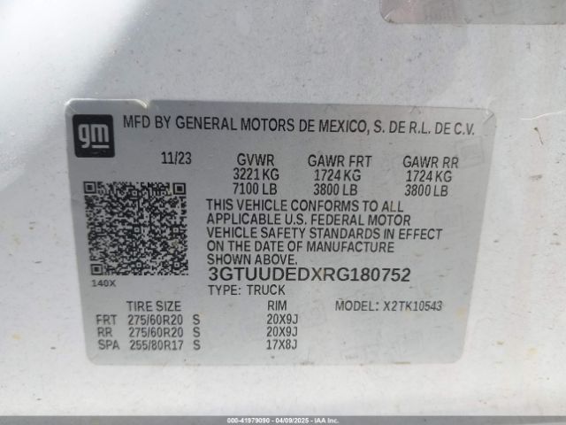 3GTUUDEDXRG180752 GMC Sierra 1500 4wd  Short Box Slt