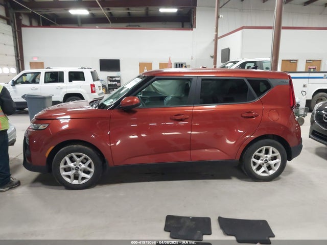 KNDJ23AU8N7814087 KIA SOUL LX