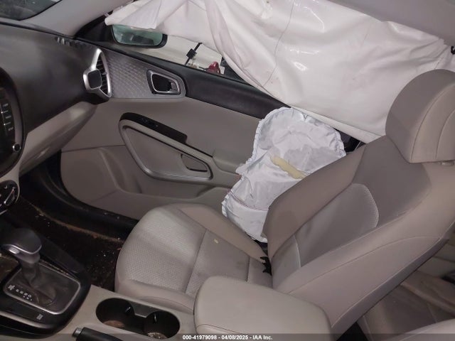 KNDJ23AU8N7814087 KIA SOUL LX