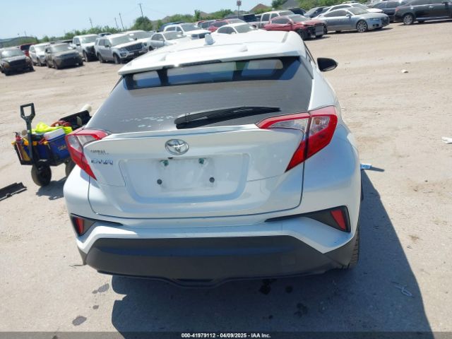 NMTKHMBX1LR107092 Toyota C-HR XLE