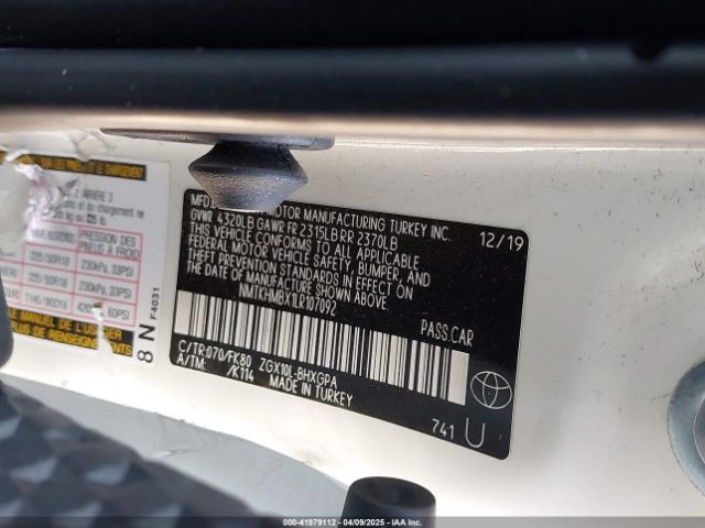 NMTKHMBX1LR107092 Toyota C-HR XLE