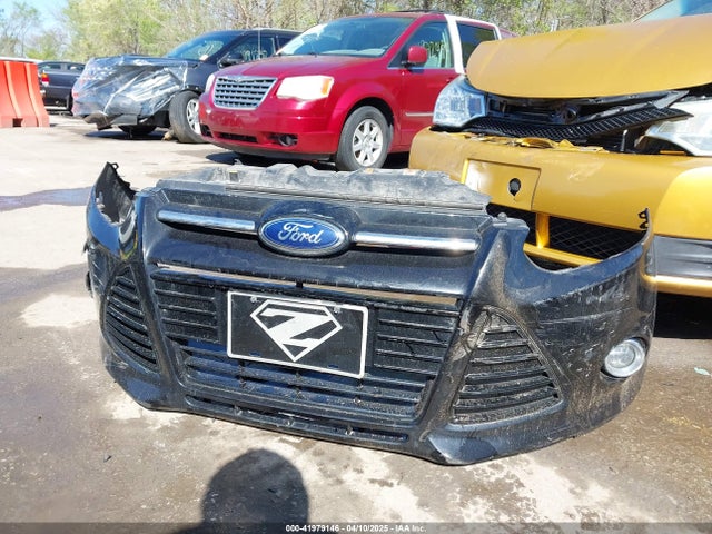 1FADP3N22EL453329 Ford Focus Titanium